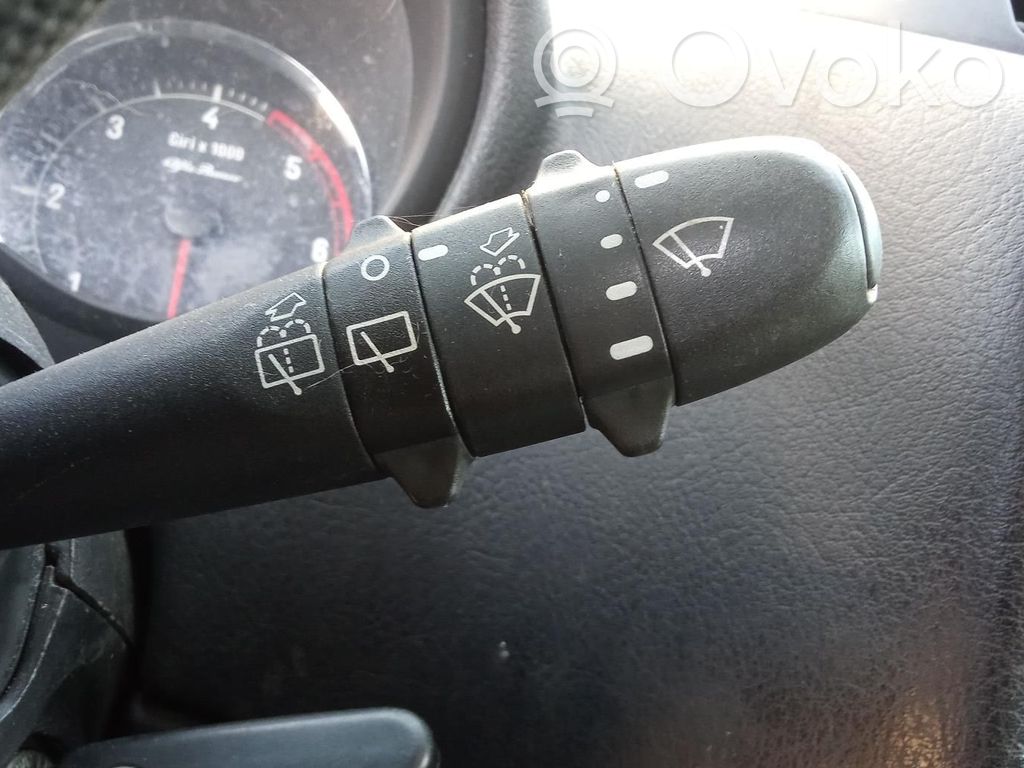 Alfa Romeo 147 Manetka / Przełącznik kierunkowskazów wycieraczek 