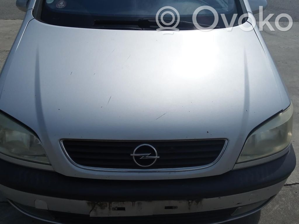 Opel Zafira A Konepelti 