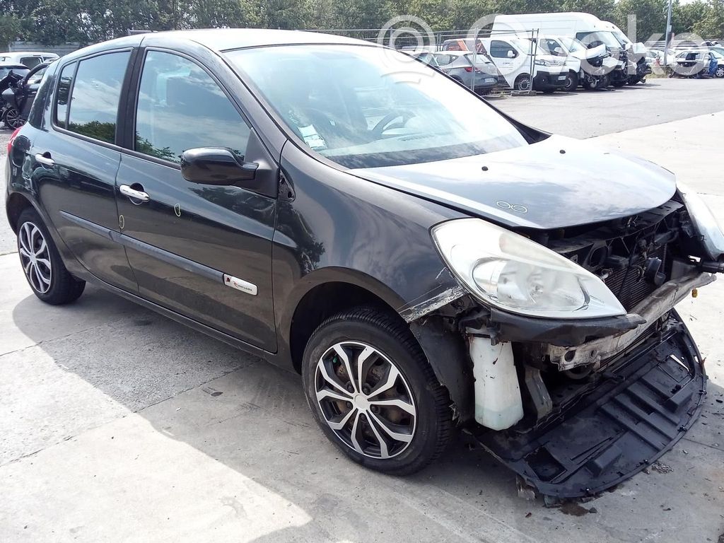 Renault Clio III Stūres statnis 