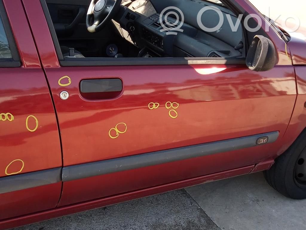 Renault Clio I Durvis 