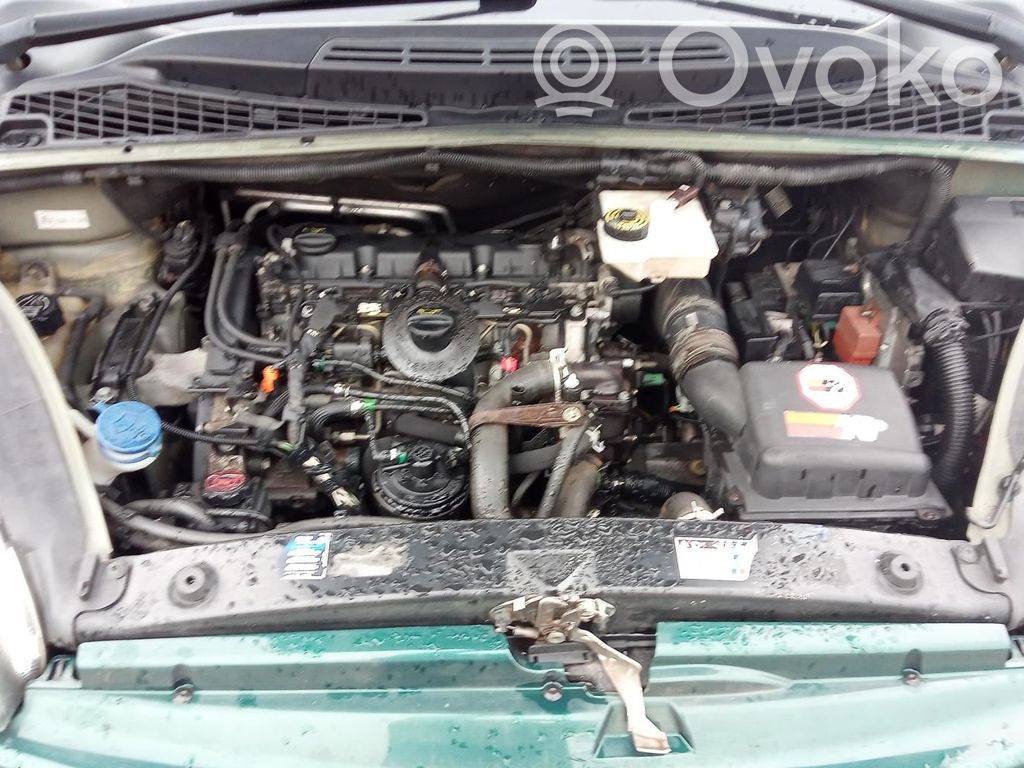 Citroen Xsara Picasso Starteris 