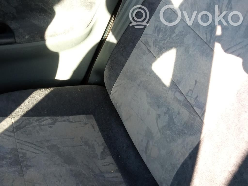 Renault Megane I Cinturón trasero 