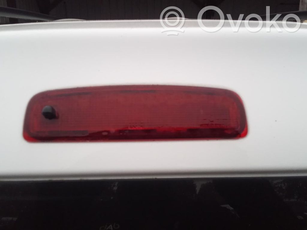 Dacia Logan I Third/center stoplight 