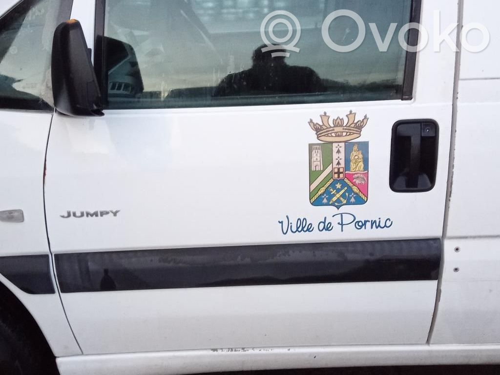 Citroen Jumpy Priekšpusē slēdzene 