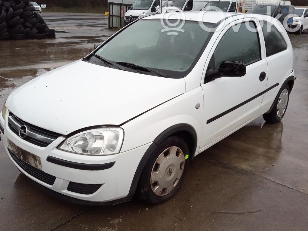 Opel Corsa C Передний суппорт 