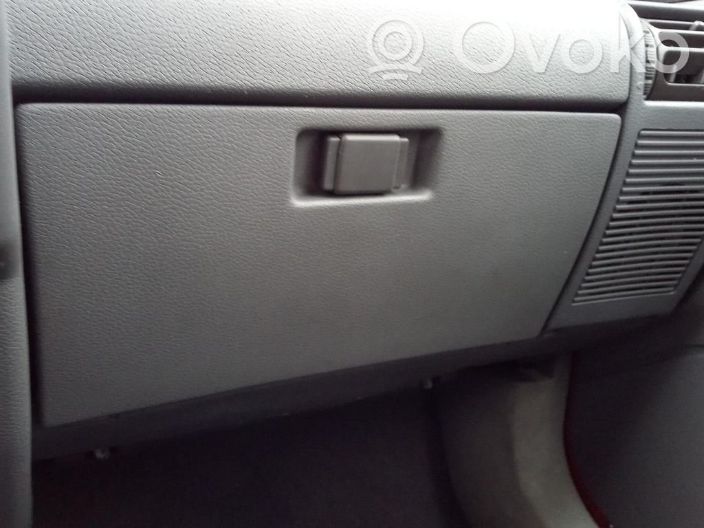 Renault Clio I Juego guantera 