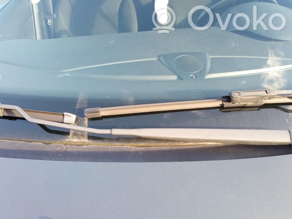 Citroen C3 Wischerarm vorne 