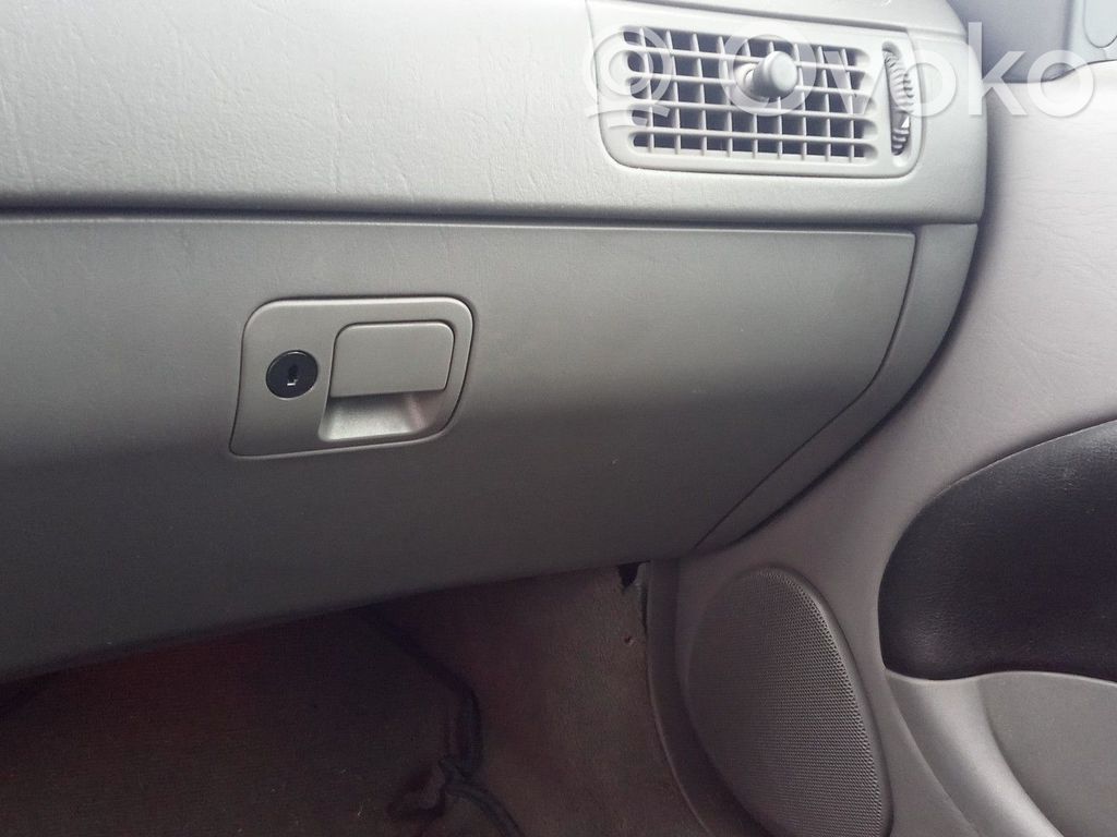 Saab 9-5 Juego guantera 