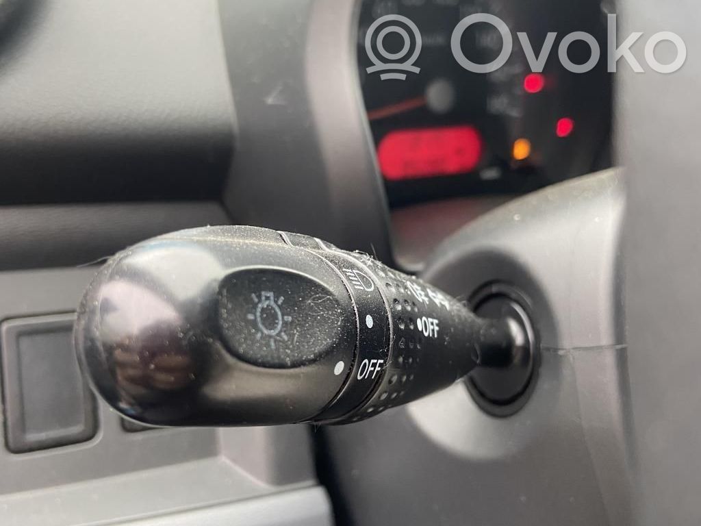 Suzuki Alto Palanca de intermitentes 
