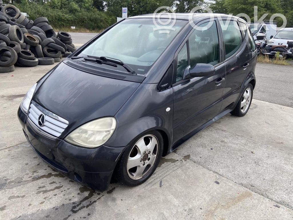 Mercedes-Benz A W168 Zacisk hamulcowy przedni 
