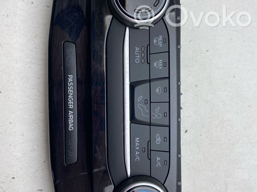 Ford Puma Climate control unit 