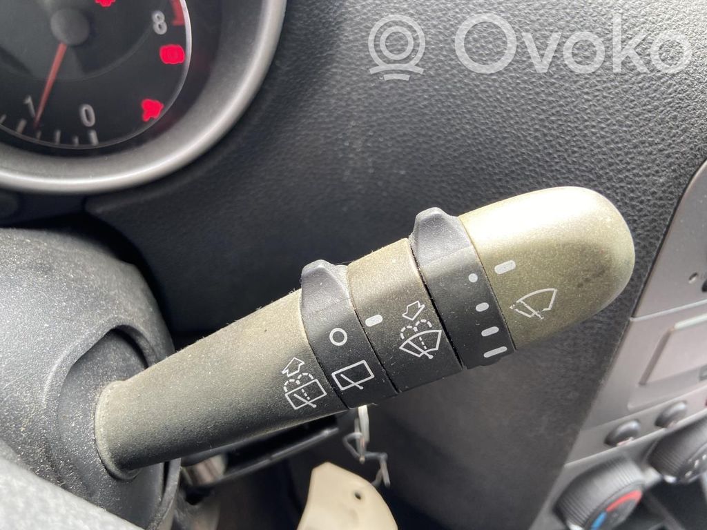 Alfa Romeo 147 Interruptor/palanca de limpiador de luz de giro 