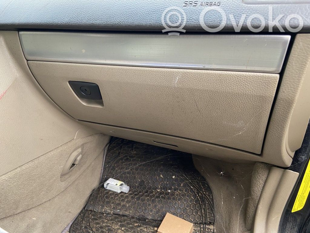 Volvo XC90 Juego guantera 