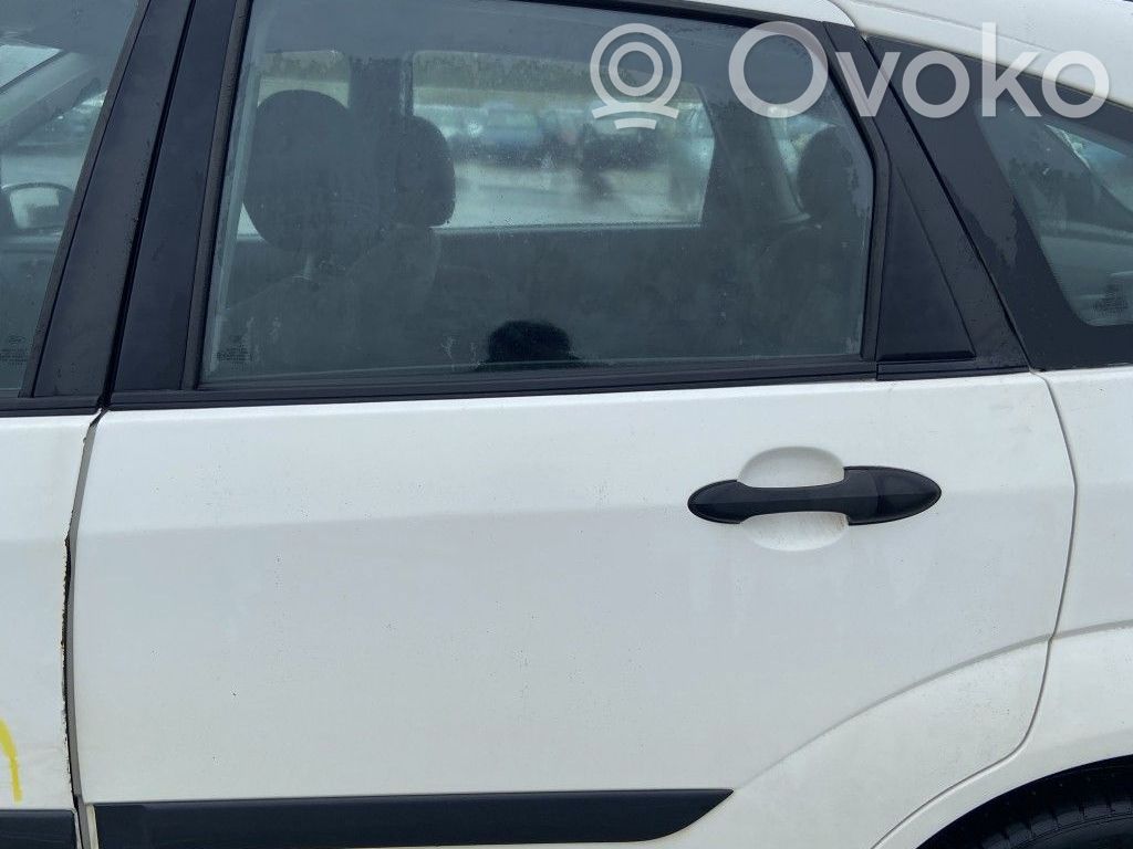 Ford Focus aizmugurējo durvju stikls 
