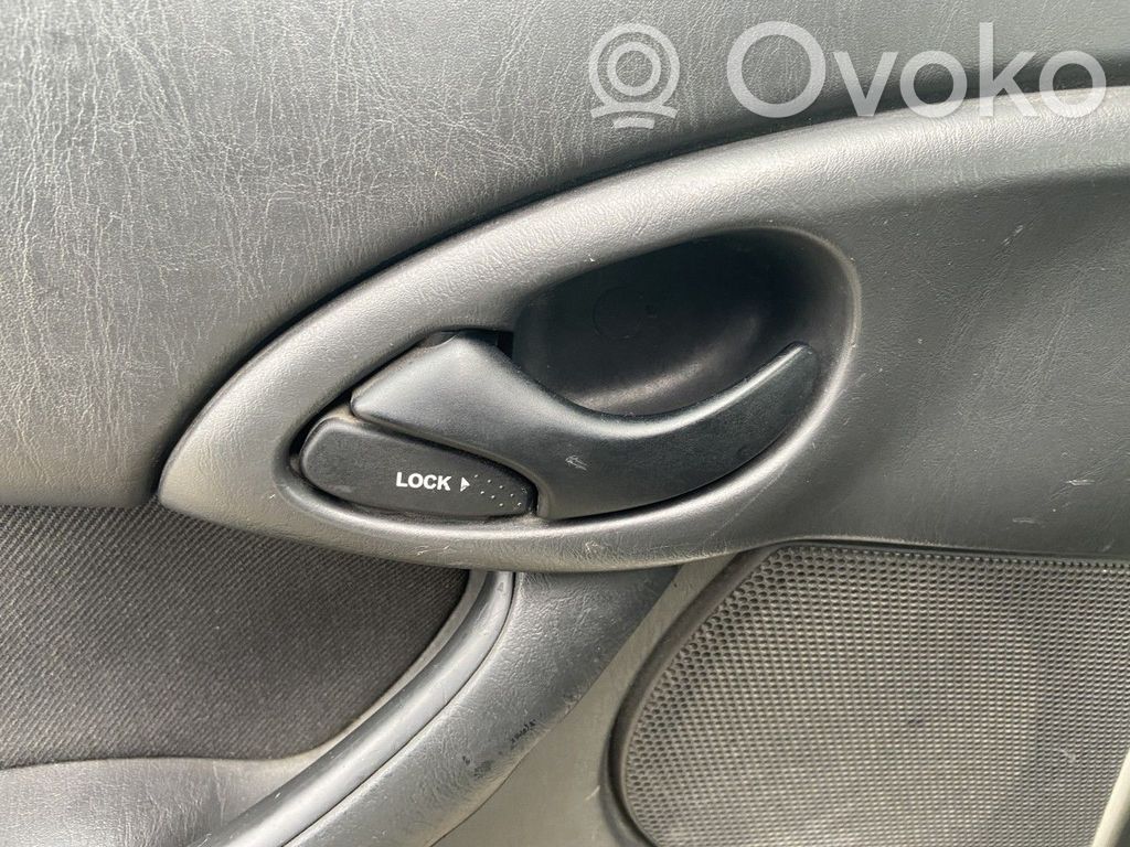 Ford Focus Manecilla interna puerta trasera 