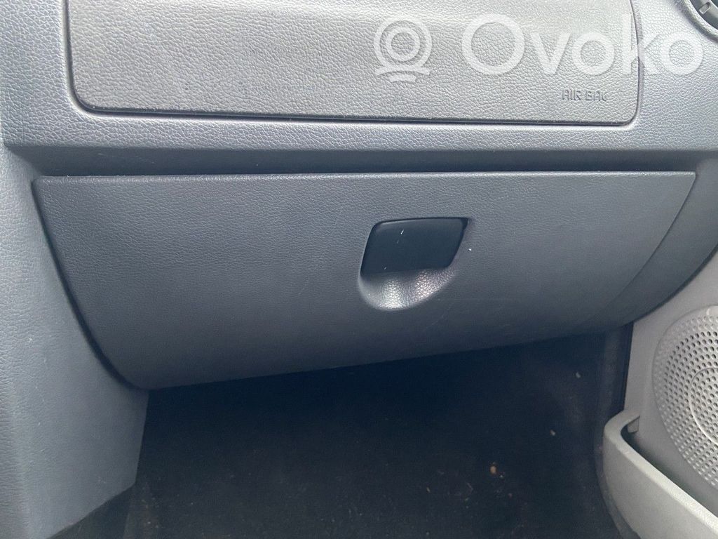 Dacia Logan I Schowek deski rozdzielczej / Komplet 