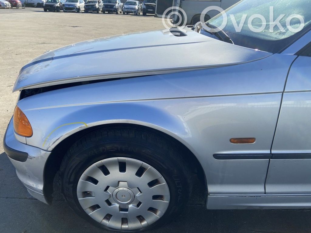 BMW 3 E46 Sparnas 