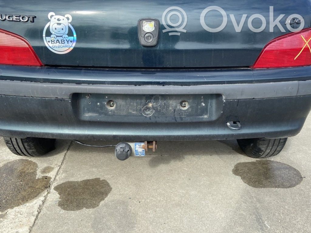 Peugeot 106 Parachoques 