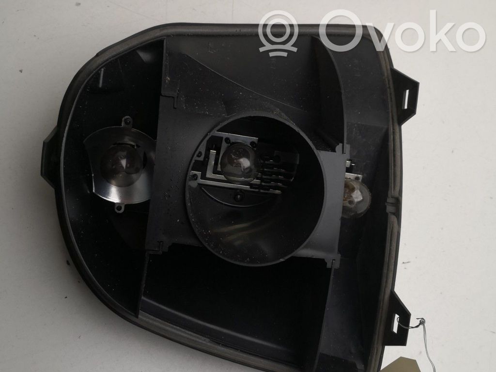 Renault Twingo I Galinio žibinto dangtelis (lizdas) 