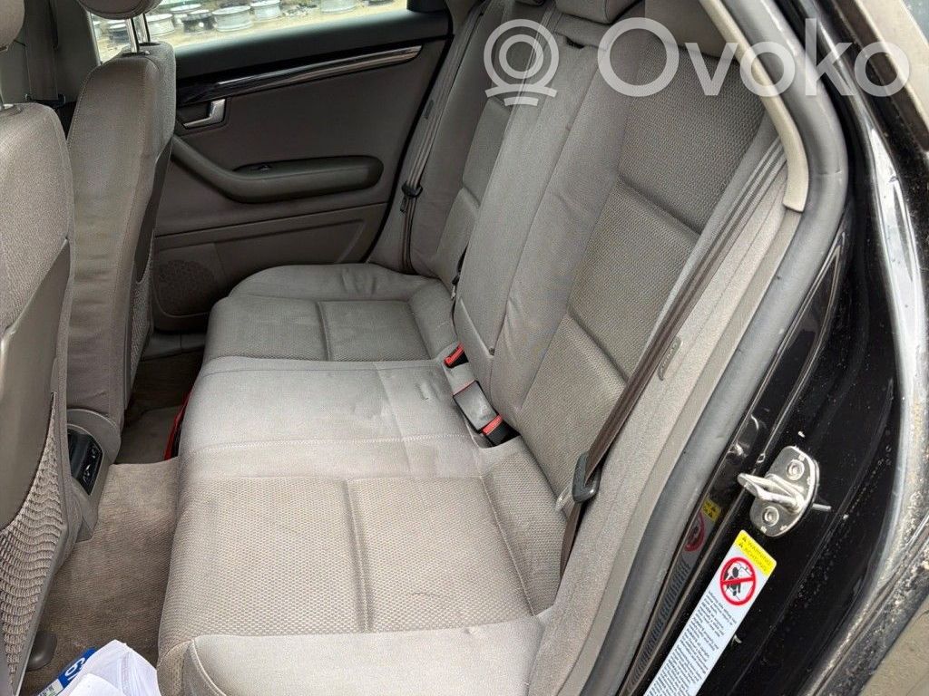 Audi A4 S4 B6 8E 8H Cinturón trasero 