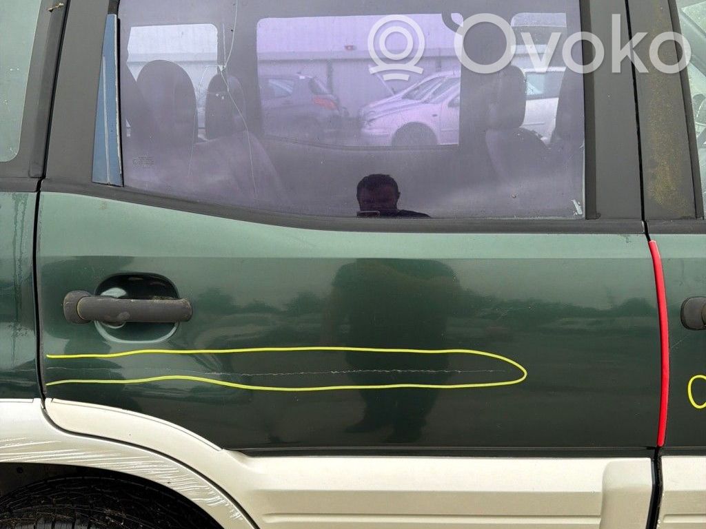 Nissan Terrano Puerta trasera 