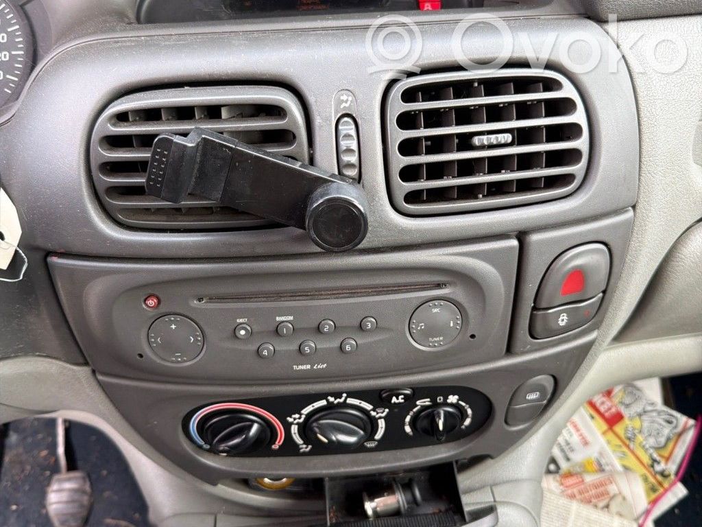 Renault Scenic I Climate control unit 