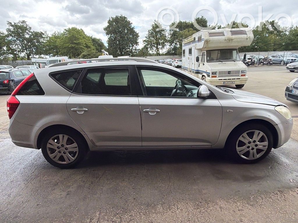 KIA Ceed Luna de la puerta trasera 