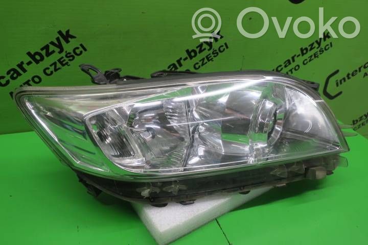 Toyota RAV 4 (XA30) Lampa przednia 