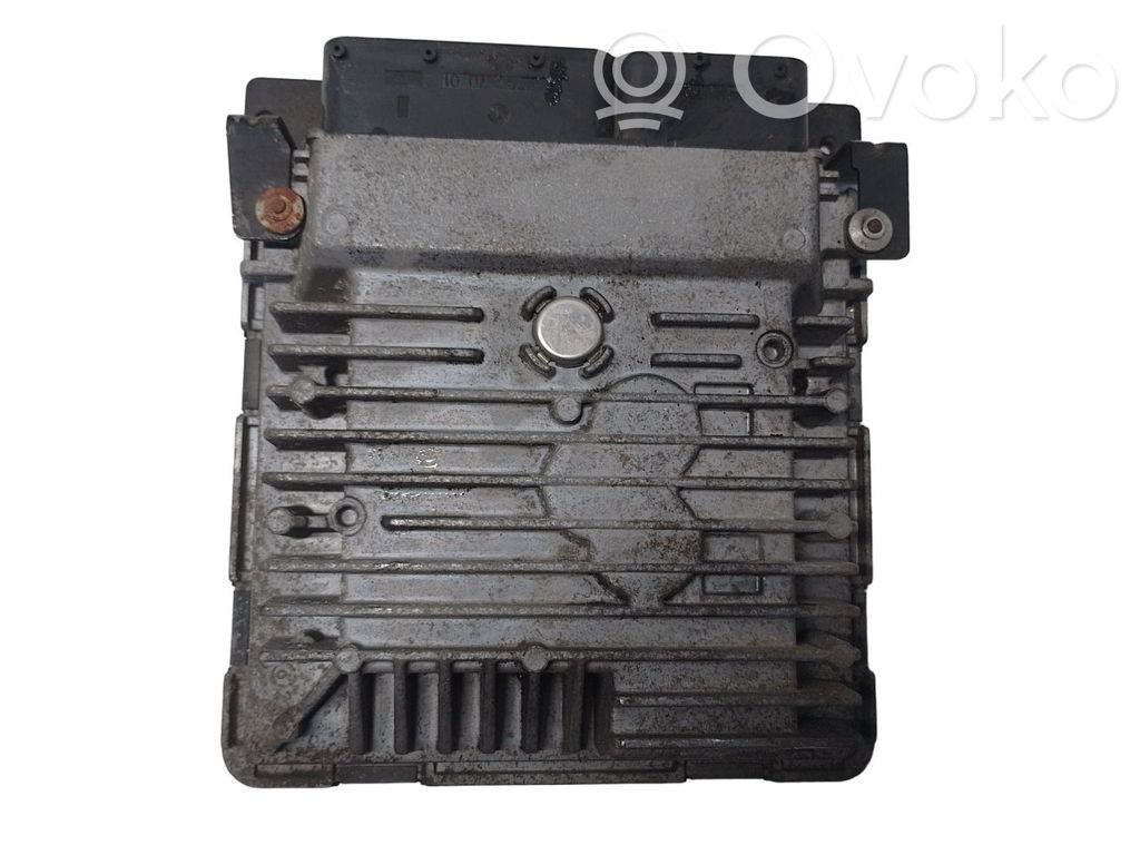 Unidad de control/módulo del motor   03L906023KQ