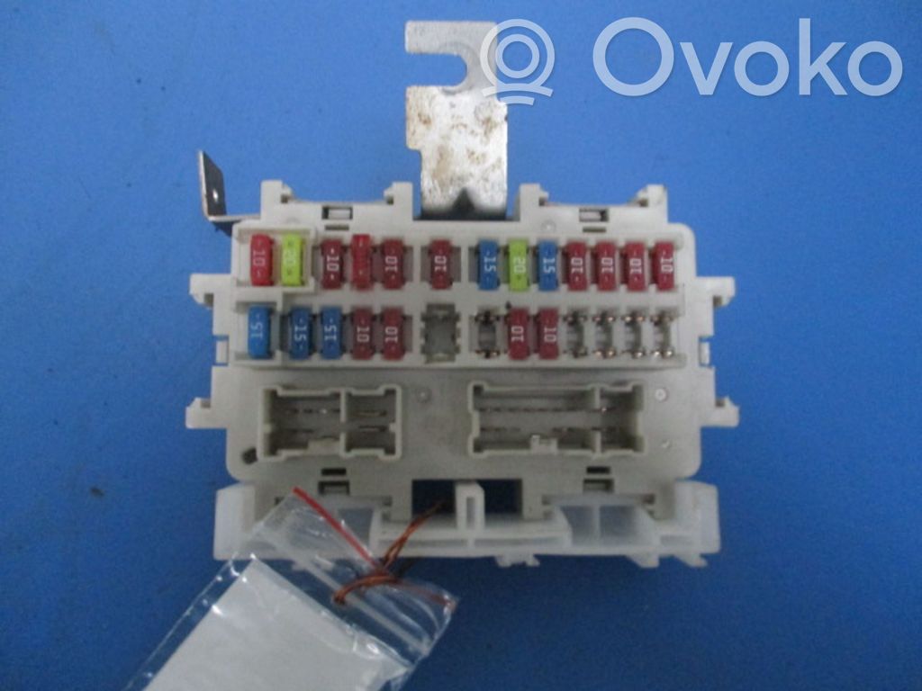 Nissan Sentra B16 Set scatola dei fusibili