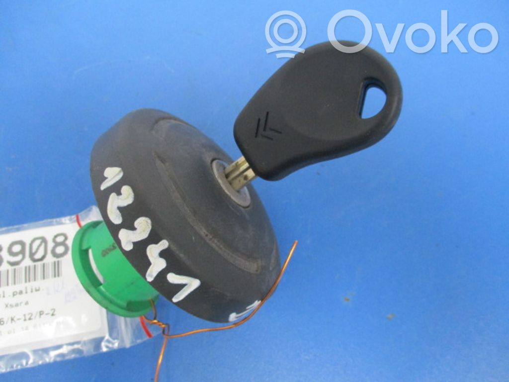 Citroen Xsara Picasso Tuyau de remplissage de réservoir de carburant 