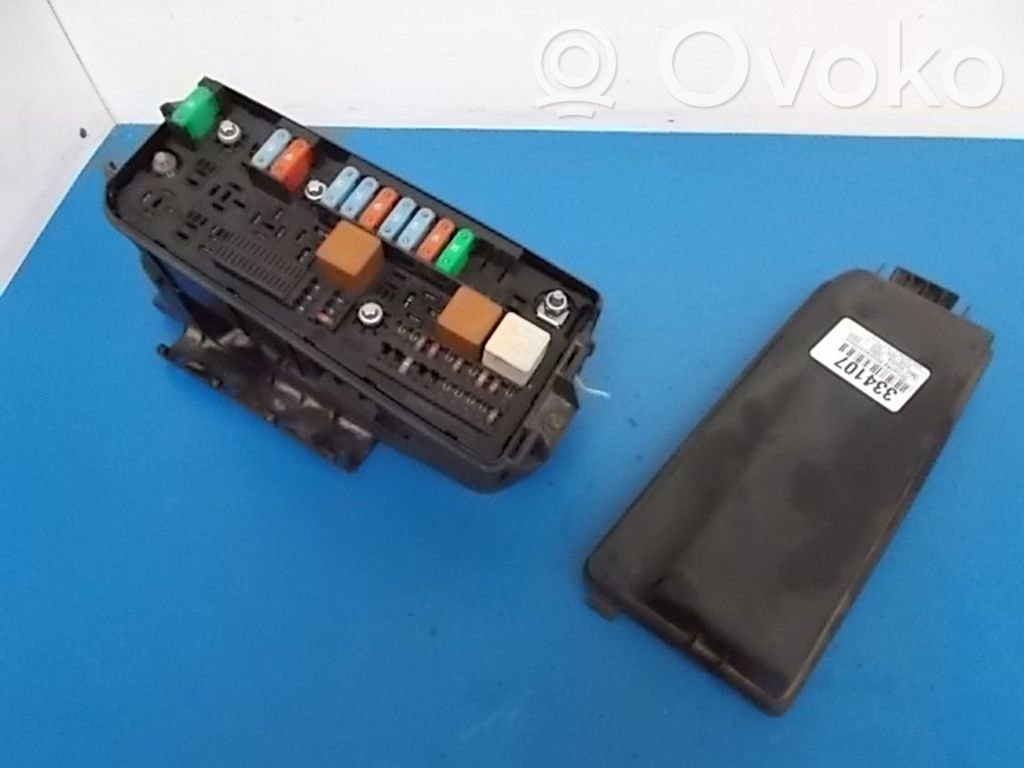 Fuse box set   13248317,13248317