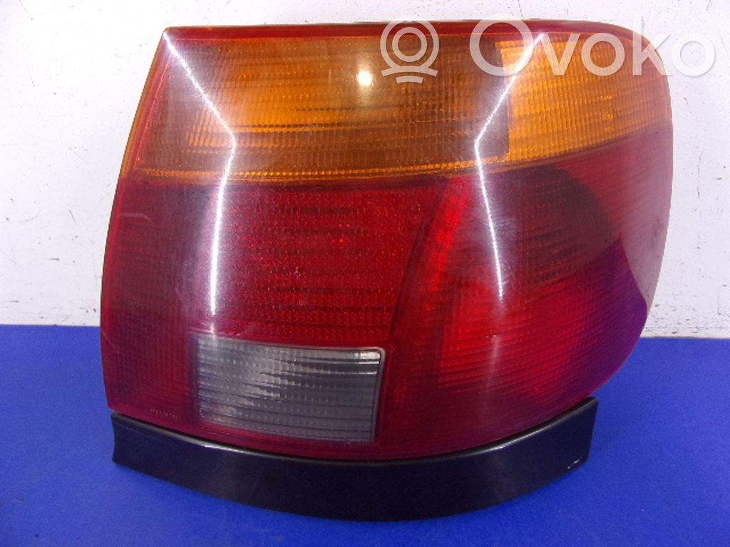 Audi A4 S4 B5 8D Luci posteriori 
