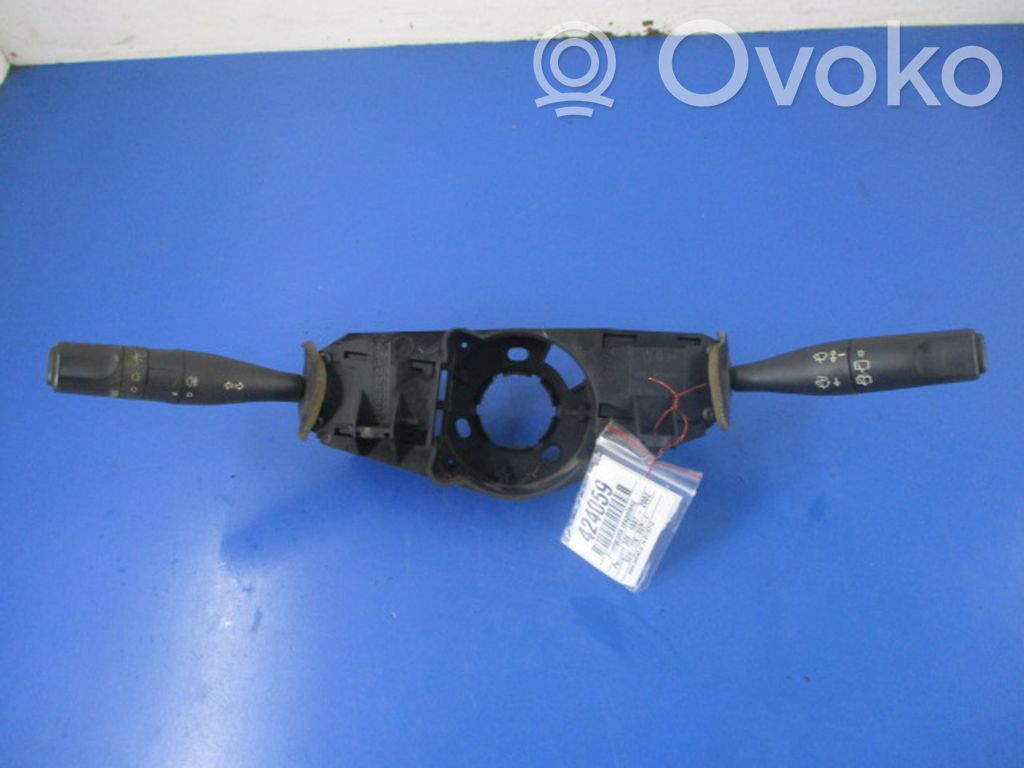 Mercedes-Benz 306 Otros interruptores/perillas/selectores 