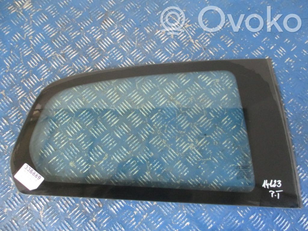 Vidrio lateral trasero