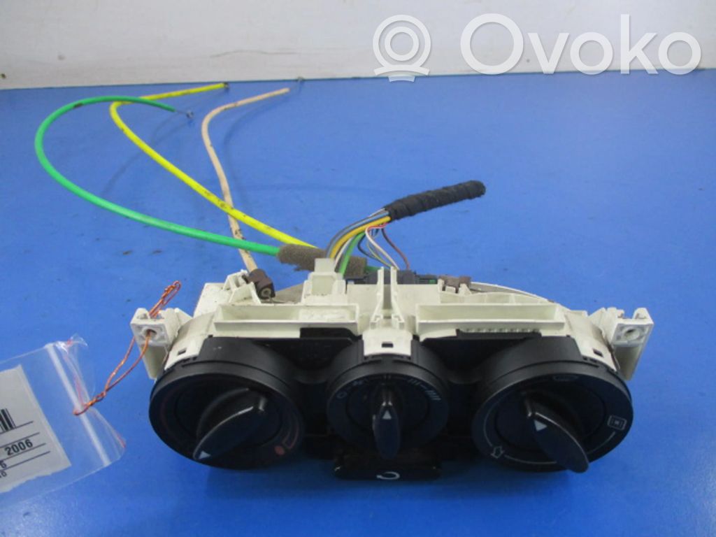Panel klimatyzacji   8L0819045A,8L0819045A