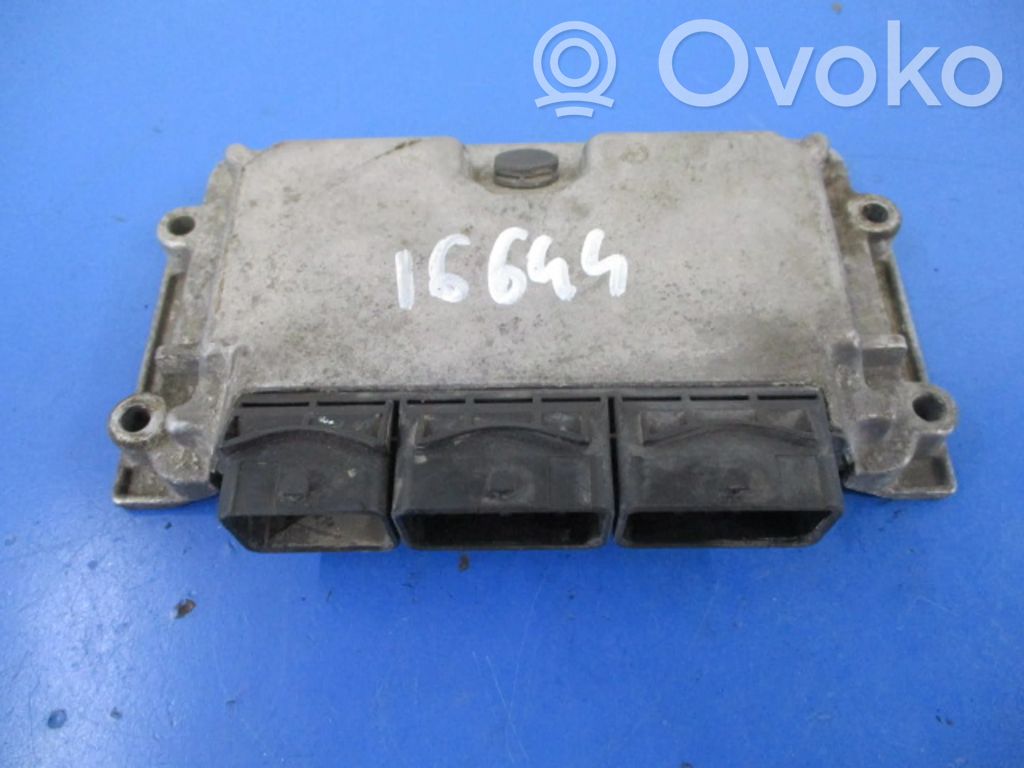 Citroen Saxo Unité de commande, module ECU de moteur 