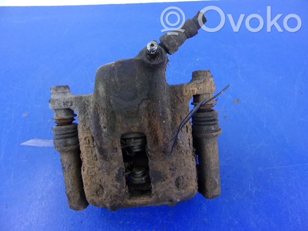 Caliper de freno delantero
