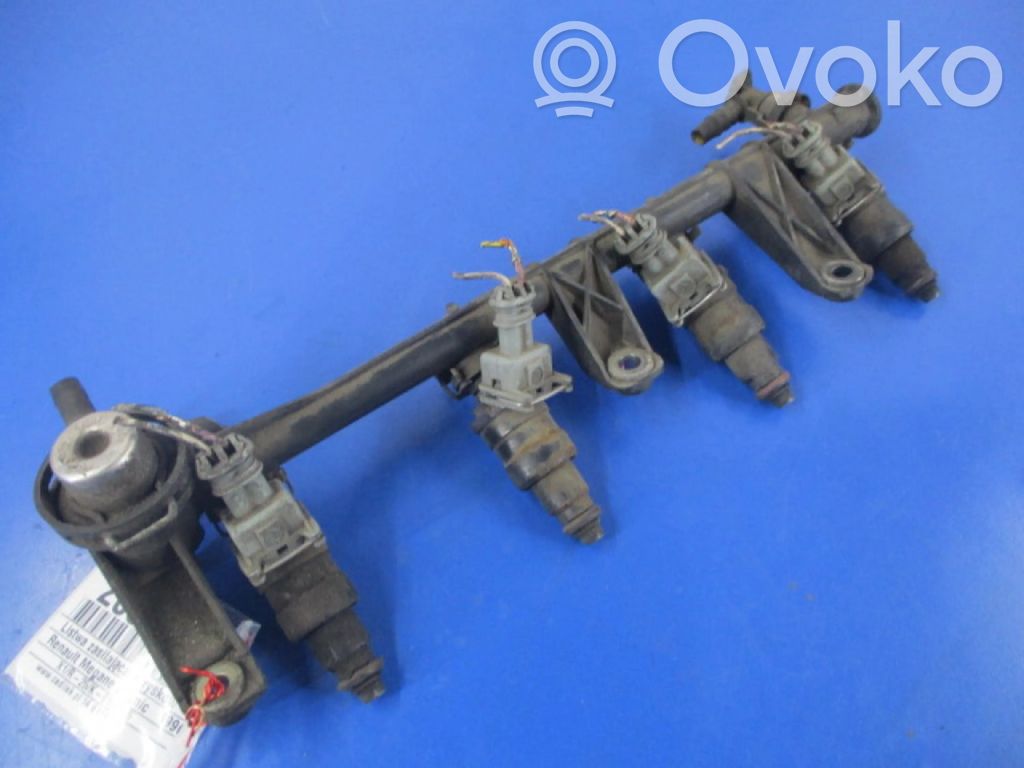Renault Scenic I Kraftstoffverteiler Einspritzleiste Verteilerrohr 