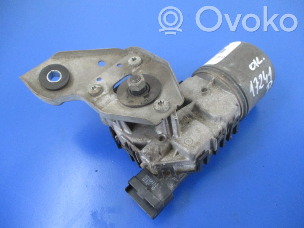 Motor și paralelogram ștergător parbriz
