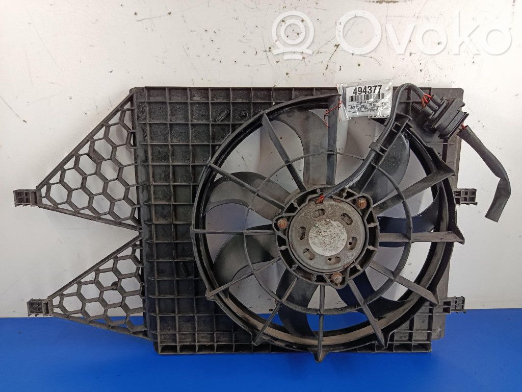 Skoda Fabia Mk2 (5J) Ventilator electric răcire radiator 