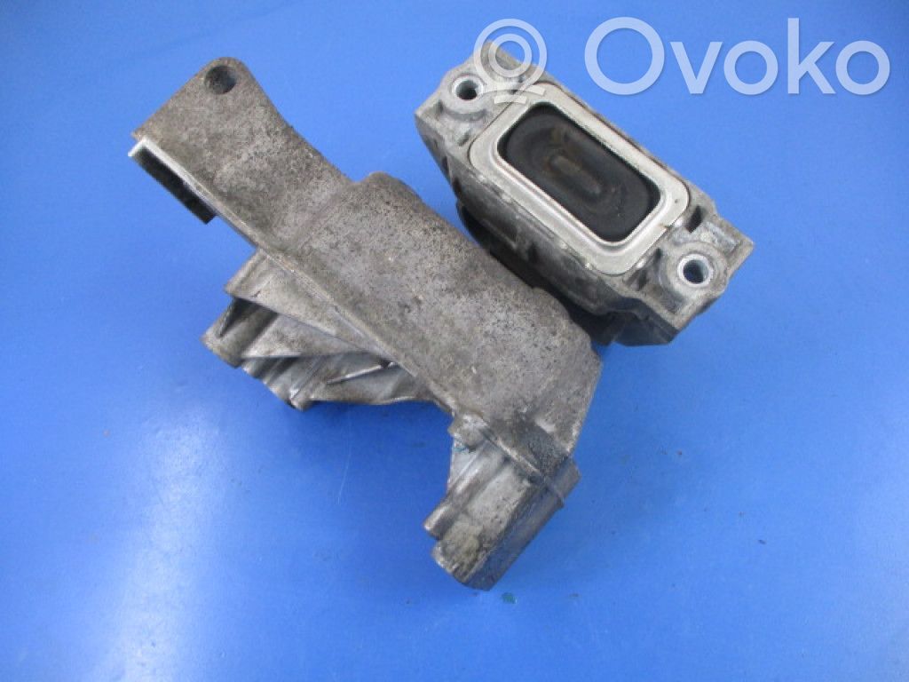 Volkswagen Golf IV Supapă vacuum suport motor 