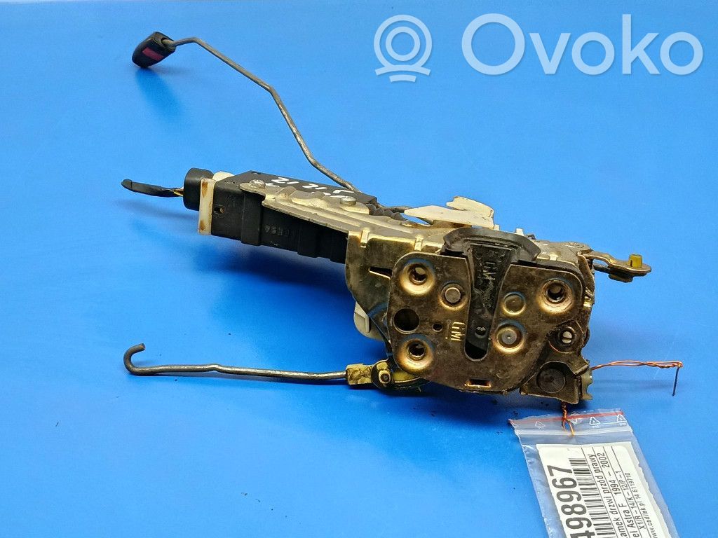 Opel Astra F Front door lock 