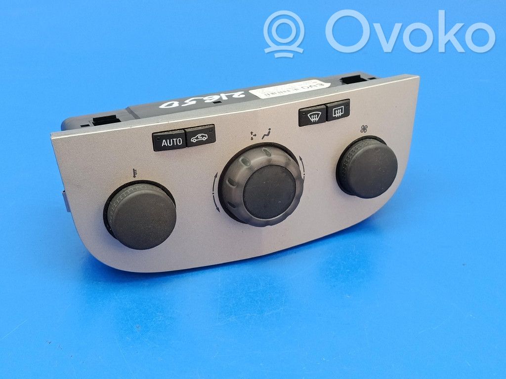 Opel Corsa D Panel klimatyzacji 