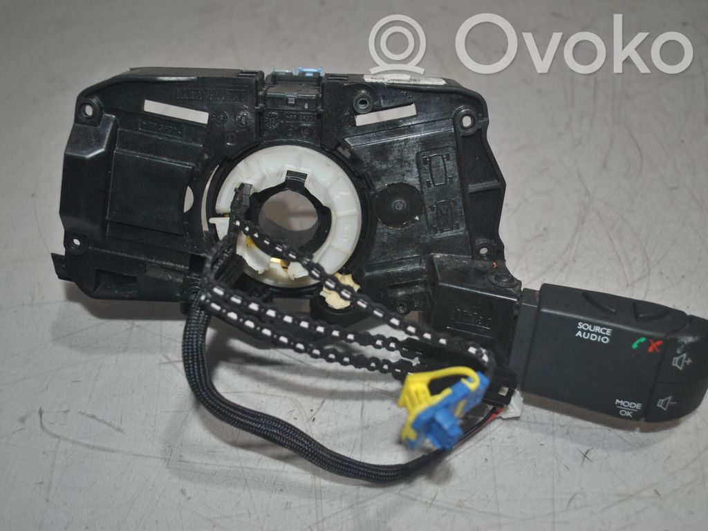 Renault Clio IV Commodo d'essuie-glace 