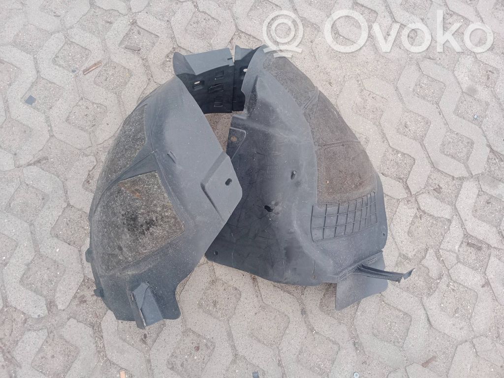 Opel Astra J Nadkole przednie 