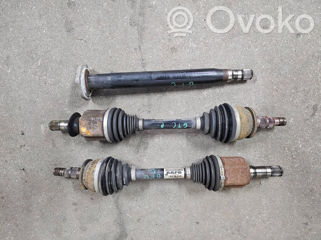 Opel Astra J Eje de transmisión delantero 