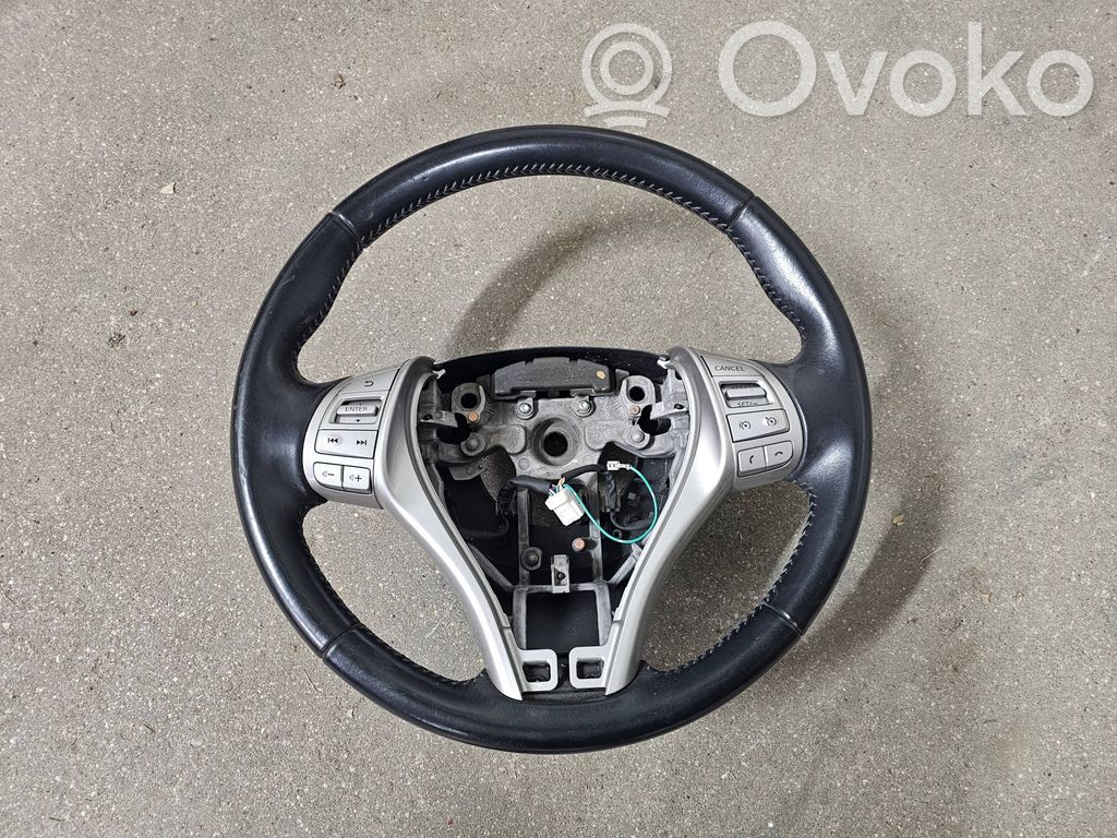 Nissan Qashqai Lenkrad 