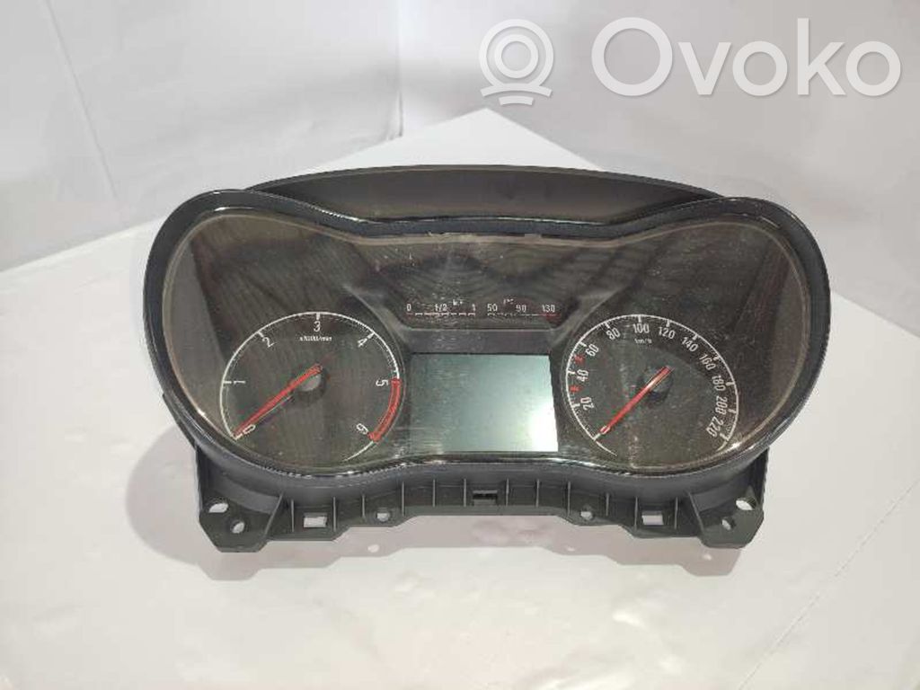 Opel Corsa E Nopeusmittari (mittaristo) 