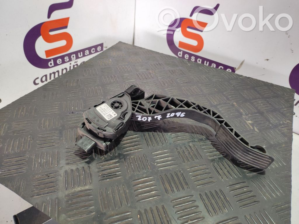 Peugeot 207 Gaspedal 